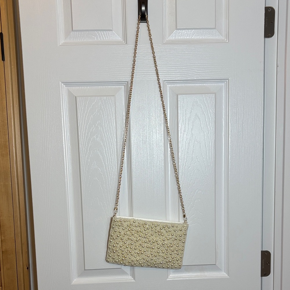 Elegant Cream Beaded Crossbody Bag